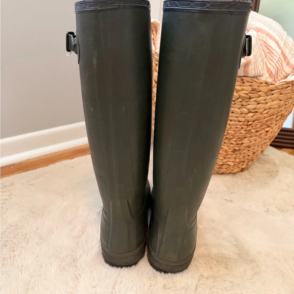 Hunter Rain Boots Black - Waterproof Rubber